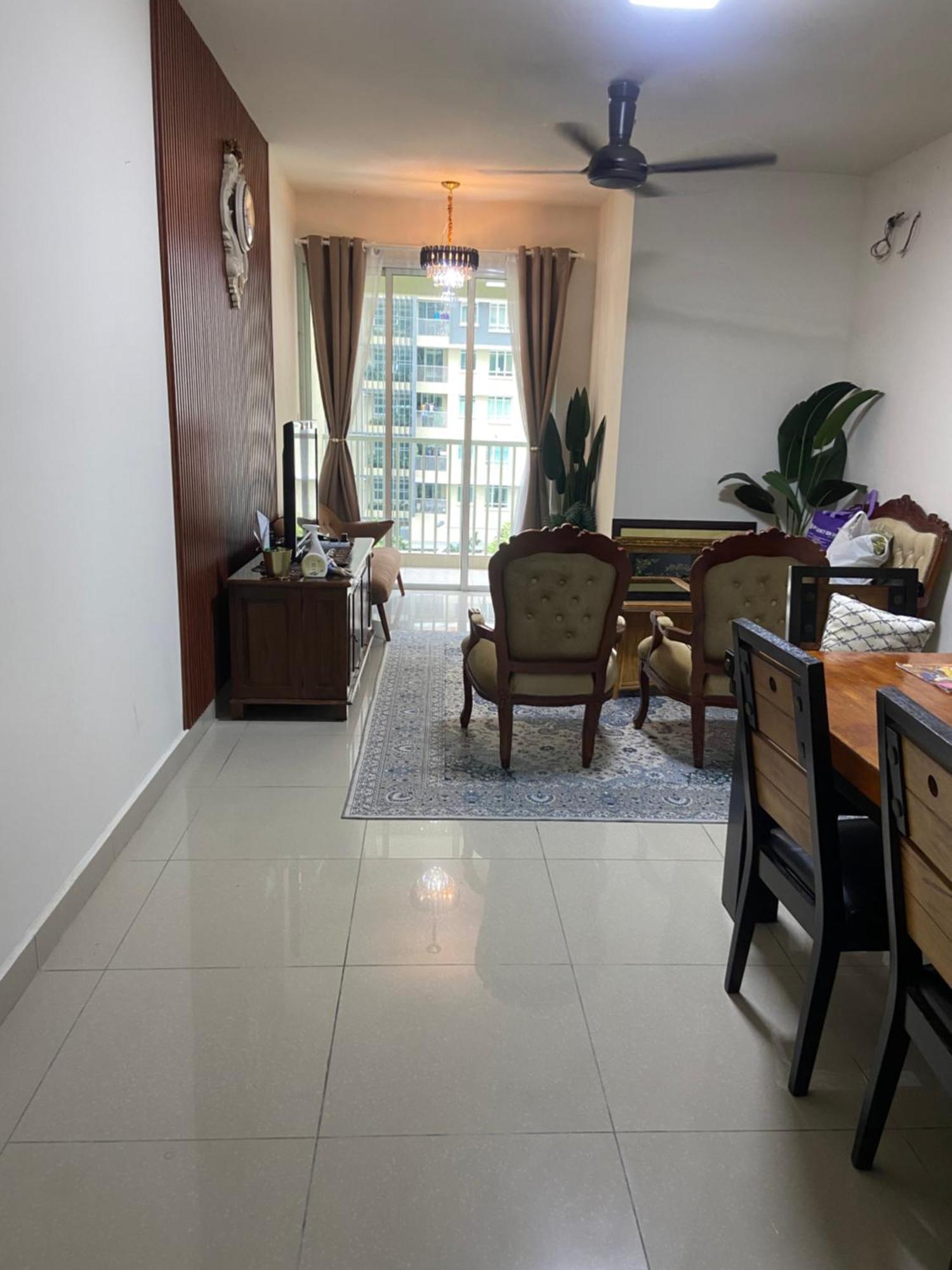 Suasana Damai Damansara Damai Petaling Jayaアパートメント エクステリア 写真